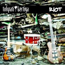 TOHPATI BERTIGA - Riot